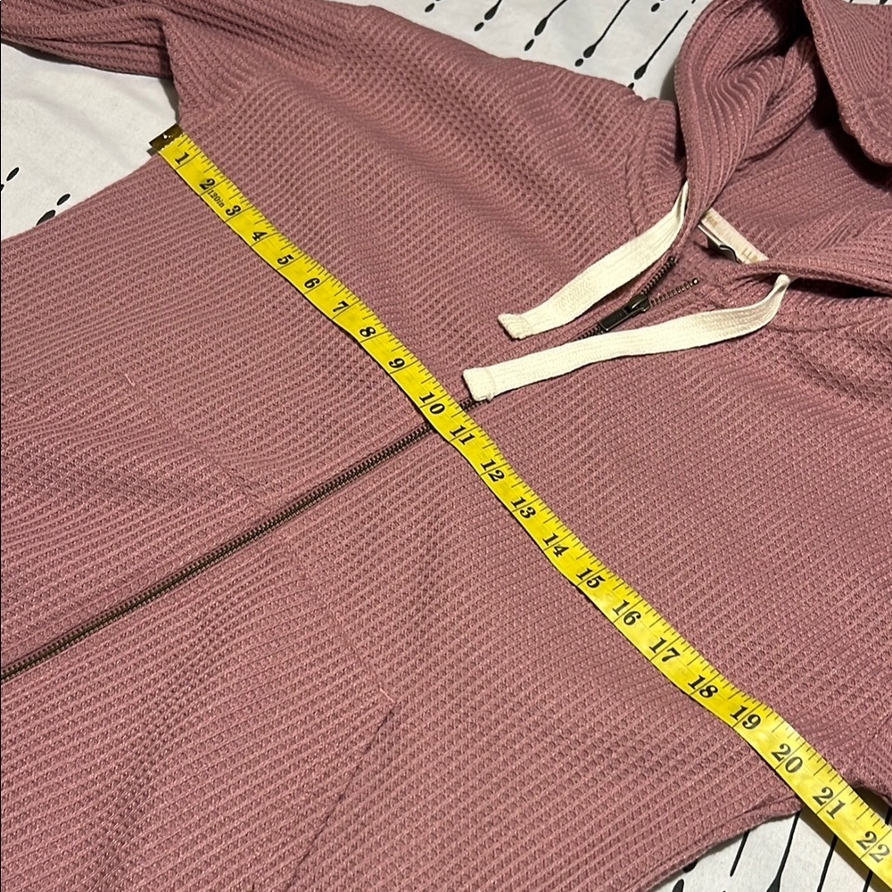 L.L. Bean Pink Waffle Print Textured Zip Hoodie.  Size Small - Picture 6 of 8